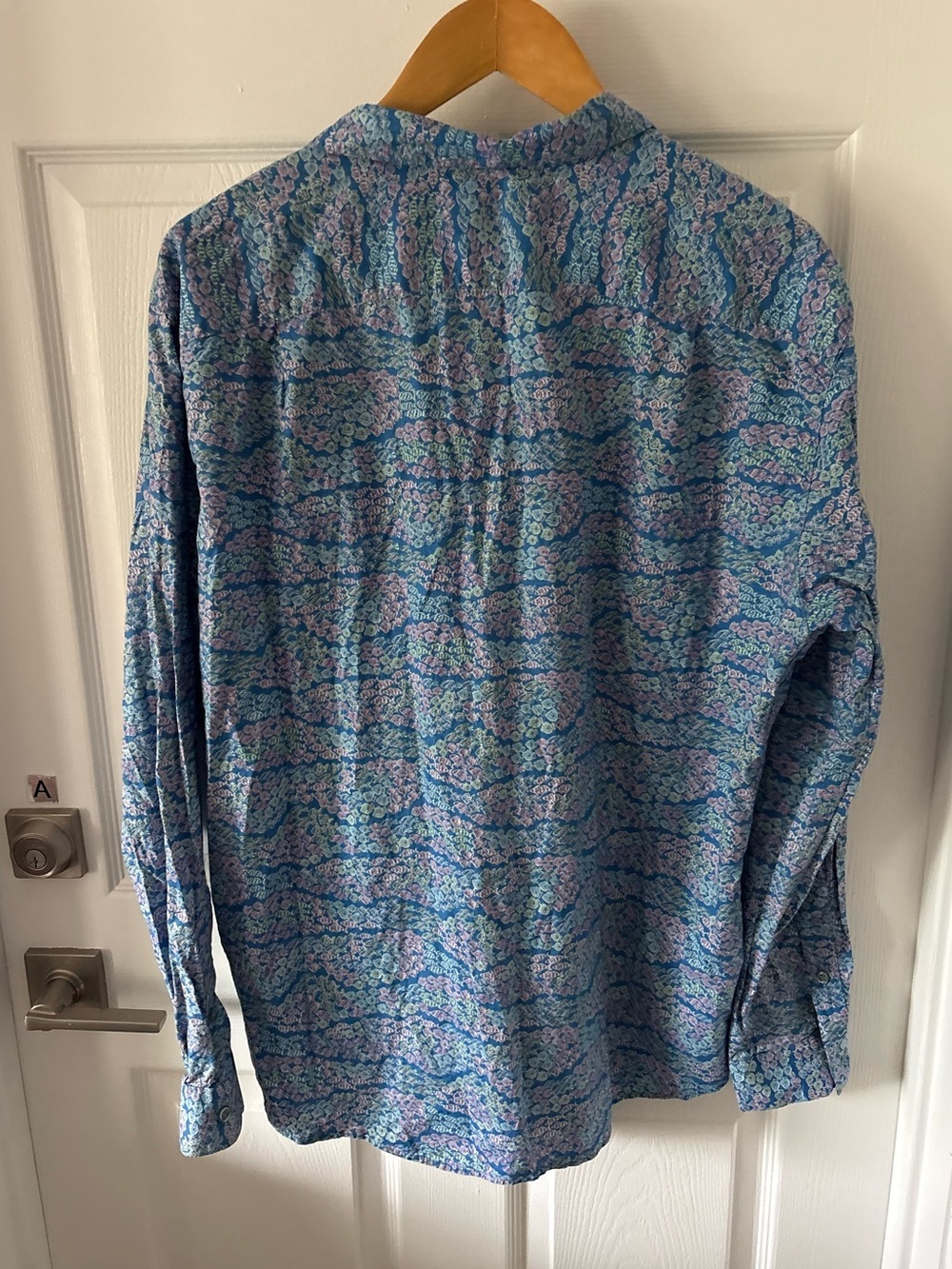 Tori Richard Men's Blue Multi-Pattern Button-Down Shirt Size XL - Picture 2 of 6
